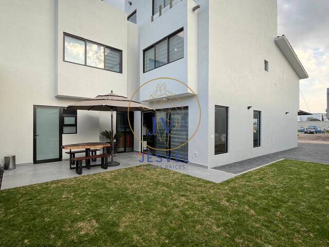 #87 - Casa para Venta en Metepec - MC - 1