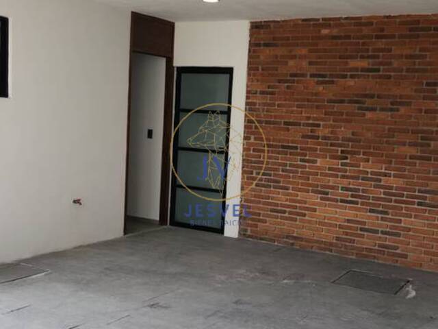 #102 - Casa para Venta en Metepec - MC - 2